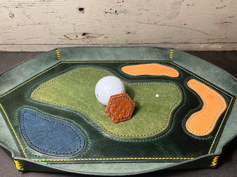 "SOMEBODY'S CLOSER" - LEATHER GOLF BALL MARKER - LIGHT BROWN/DARK BROWN