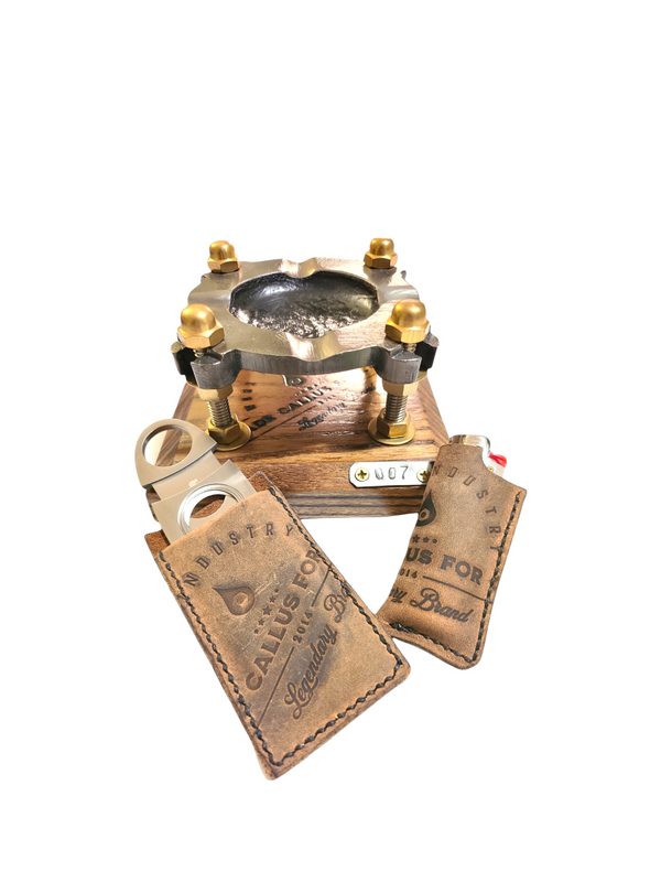 "THE KINGPIN" ASHTRAY SET