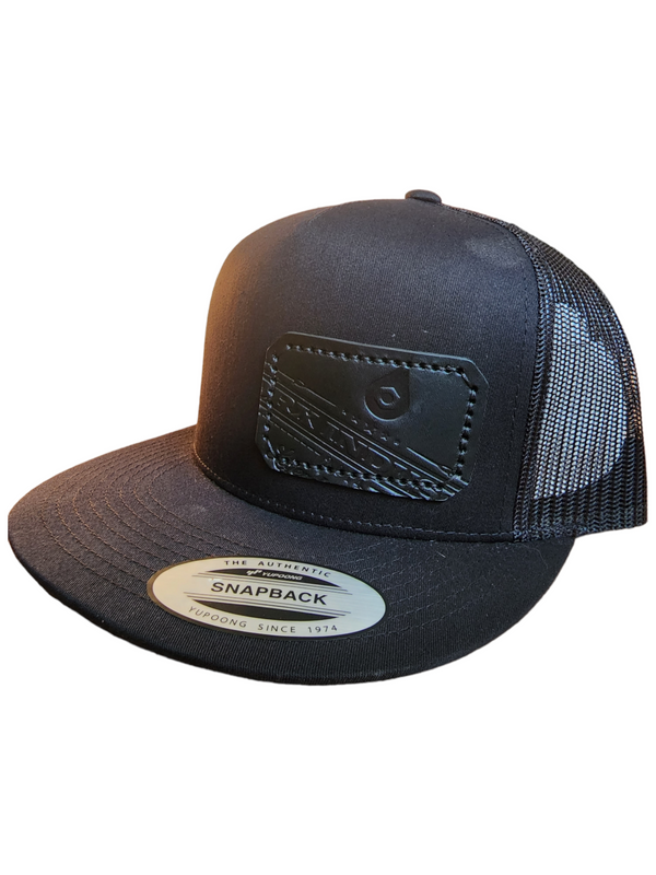 STATUS SYMBOL "BENCHMARK" *FIVE PANEL* SNAPBACK - BLACK/BLACK